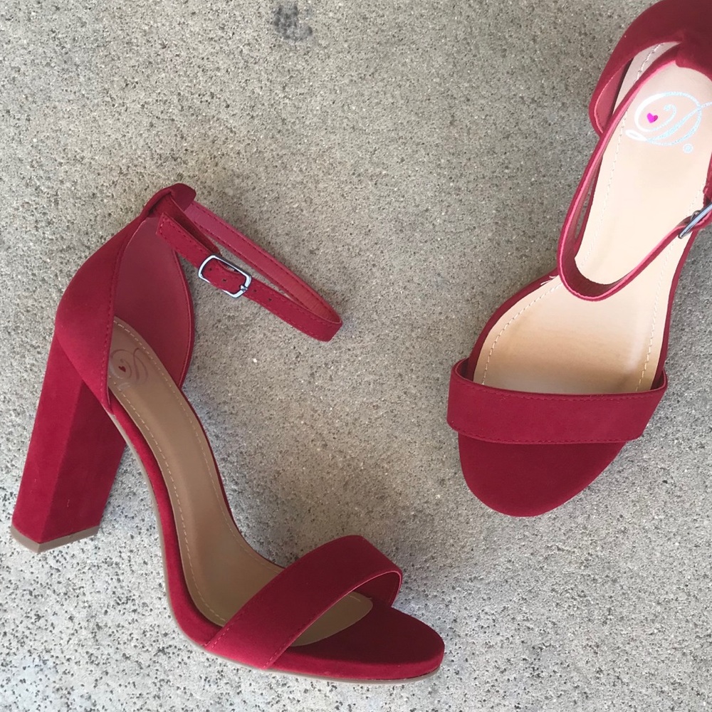 Last 1!  Delicious VIOLET PURPLE ankle strap HEEL - Picture 6 of 6